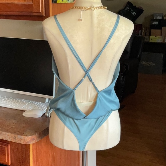 Sincerely Jules Blue Crossover Bodysuit in Sizes S, M, & L, NWT - Picture 4 of 16